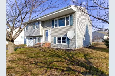 5 Clare Ct, Manville, NJ 08835 - Photo 3