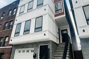 121 Osborne Terrace, Newark, NJ 07108 - Photo 1