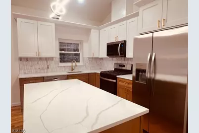 121 Osborne Ter, Newark, NJ 07108 - Photo 15