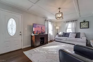 391 Ward St, Union Township, NJ 07083 - Photo 3