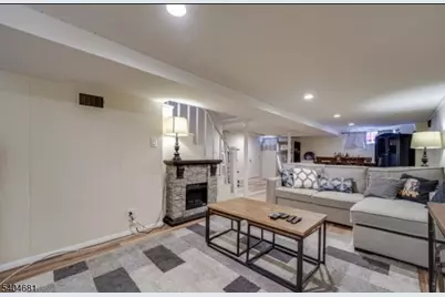 391 Ward St, Union Township, NJ 07083 - Photo 17