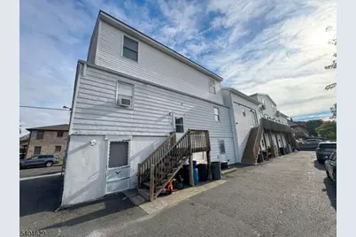 85 Berkshire Ave, Paterson, NJ 07502 - Photo 3