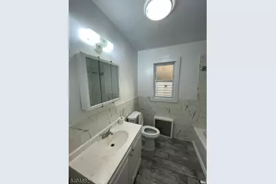 388 Leslie St, Newark, NJ 07112 - Photo 11