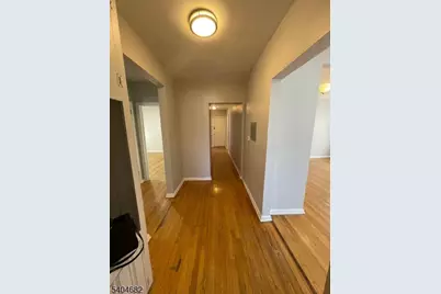 388 Leslie St, Newark, NJ 07112 - Photo 15