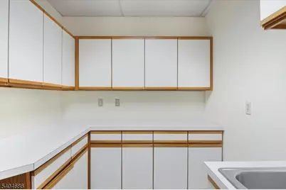 140 Littleton Rd, Parsippany, NJ 07054 - Photo 11