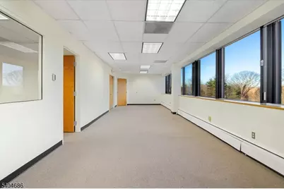 140 Littleton Rd, Parsippany, NJ 07054 - Photo 5