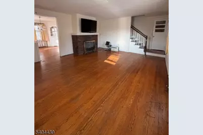 136 Roosevelt Ave, Clifton, NJ 07011 - Photo 7