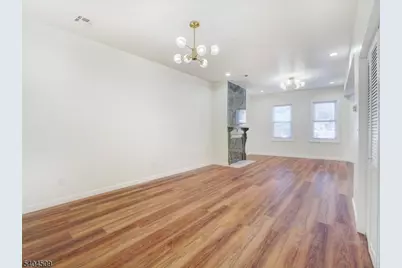 50 Hillyer St, Orange, NJ 07050 - Photo 7