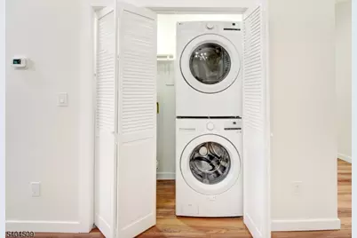 50 Hillyer St, Orange, NJ 07050 - Photo 11