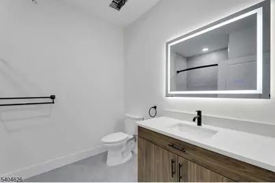 255 Ridge Rd #18, Lyndhurst Township, NJ 07071 - Photo 13