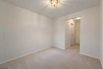 55 Knox Ter #1A, Wayne, NJ 07470 - Photo 7