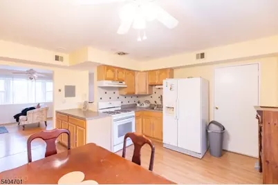 187 Evergreen #4B, Edison, NJ 08837 - Photo 19