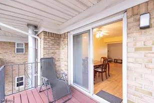 187 Evergreen, Edison, NJ 08837 - Photo 5