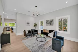 4 Drummond Terrace, Livingston, NJ 07039 - Photo 9