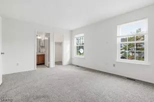 374 Aldeburgh Ave, Franklin Township, NJ 08873 - Photo 9