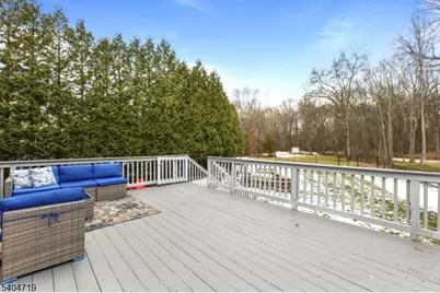 73 Big Piece Rd, Fairfield, NJ 07004 - Photo 35