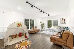 73 Big Piece Rd, Fairfield, NJ 07004 - Photo 13