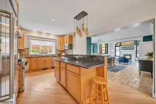 73 Big Piece Rd, Fairfield, NJ 07004 - Photo 9