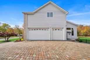 73 Big Piece Rd, Fairfield, NJ 07004 - Photo 43