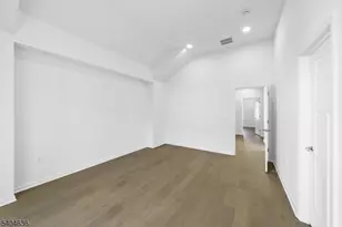 410 Morris Pl, Roselle, NJ 07203 - Photo 11