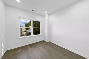 410 Morris Pl, Roselle, NJ 07203 - Photo 5