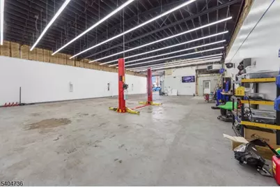 9 W Stimpson Ave, Linden, NJ 07036 - Photo 21