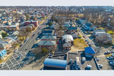 9 W Stimpson Ave, Linden, NJ 07036 - Photo 5