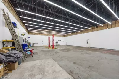 9 W Stimpson Ave, Linden, NJ 07036 - Photo 19