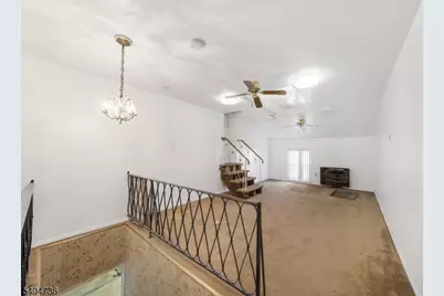 9 W Stimpson Ave, Linden, NJ 07036 - Photo 15