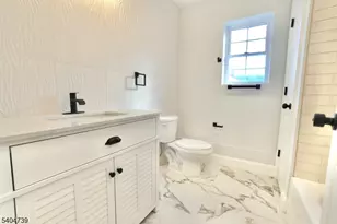 236-238 Keer Ave, Newark, NJ 07112 - Photo 11