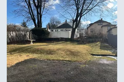 10 Johnson Rd, West Orange Township, NJ 07052 - Photo 15