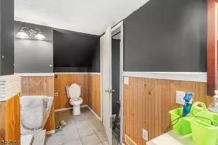 81 Larch St, Woodbridge Township, NJ 07064 - Photo 11