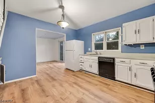 746 Spruce Rd, North Brunswick Township, NJ 08902 - Photo 7