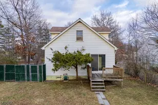 746 Spruce Rd, North Brunswick Township, NJ 08902 - Photo 19