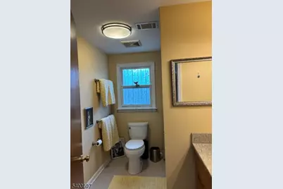 86 Washington St #A, Morristown, NJ 07960 - Photo 15