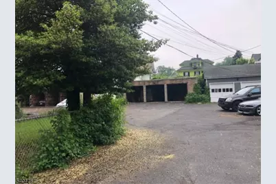 120 S Oraton Pkwy, East Orange, NJ 07018 - Photo 3