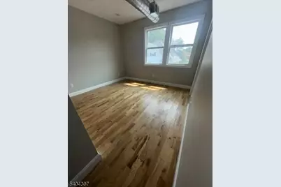 619 E 26th St #201, Paterson, NJ 07504 - Photo 11