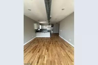 619 E 26th St #201, Paterson, NJ 07504 - Photo 3