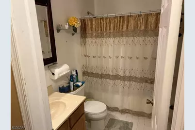 415 Wheatsheaf Rd, Roselle, NJ 07203 - Photo 7