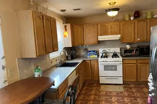 415 Wheatsheaf Rd, Roselle, NJ 07203 - Photo 17