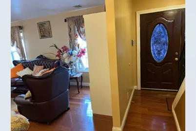 415 Wheatsheaf Rd, Roselle, NJ 07203 - Photo 3