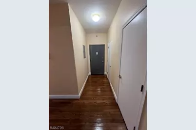 9 Pomona #2c, Newark, NJ 07112 - Photo 11