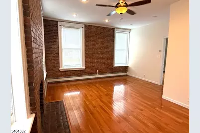 10 Depot Sq #2R, Montclair, NJ 07042 - Photo 3