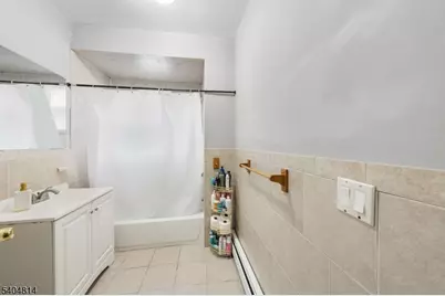 267 6th Ave W, Newark, NJ 07107 - Photo 13