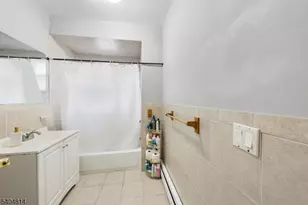 267 6th Ave W, Newark, NJ 07107 - Photo 13