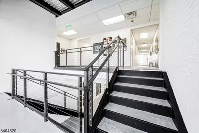 1 Lethbridge Plz, Mahwah, NJ 07430 - Photo 11