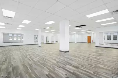 1 Lethbridge Plz, Mahwah, NJ 07430 - Photo 5