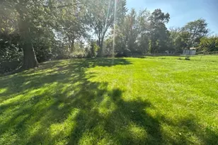 9 Holly Rd, Woodbridge Township, NJ 08830 - Photo 3