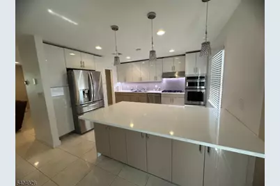 9 Holly Rd, Woodbridge Township, NJ 08830 - Photo 9