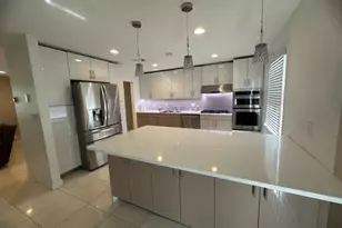 9 Holly Rd, Woodbridge Township, NJ 08830 - Photo 9